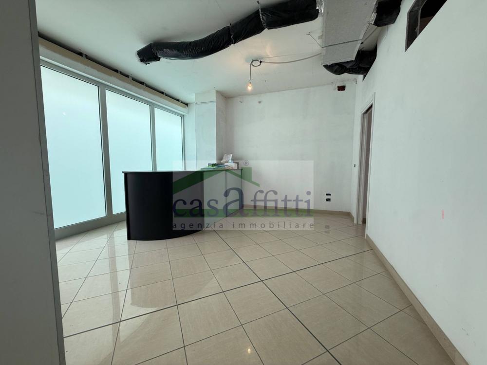 ufficio in affitto a San Giovanni Teatino in zona Sambuceto