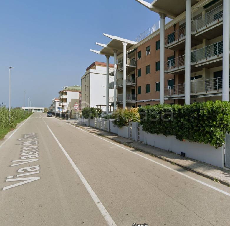 locale commerciale in affitto a San Salvo