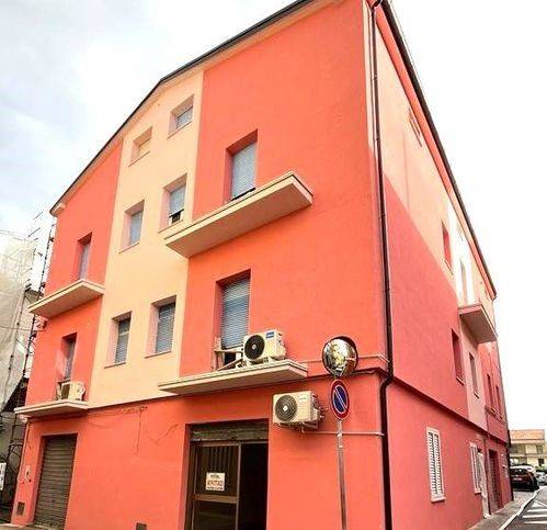 negozio in affitto a San Salvo