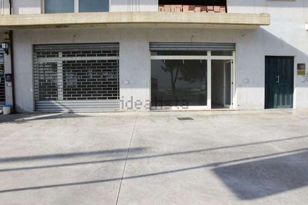 locale commerciale in affitto a San Salvo