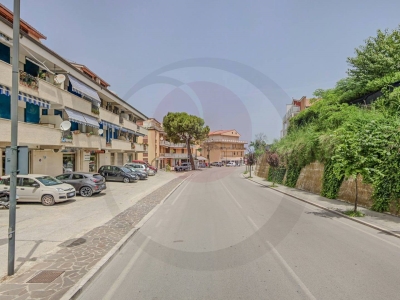 negozio in affitto a San Vito Chietino in zona Marina di San Vito