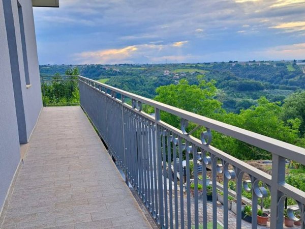 appartamento in affitto a San Vito Chietino