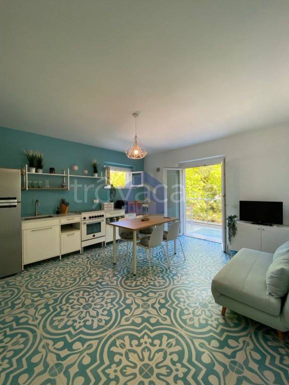 casa indipendente in affitto a San Vito Chietino in zona Marina di San Vito