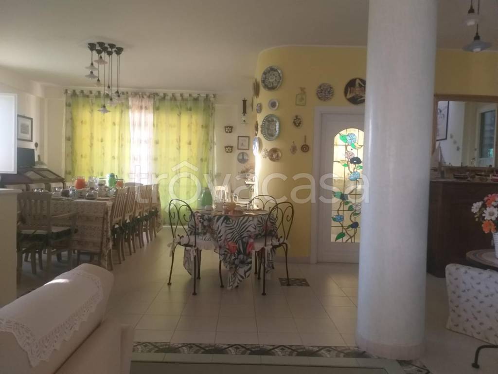 casa indipendente in affitto a Torino di Sangro