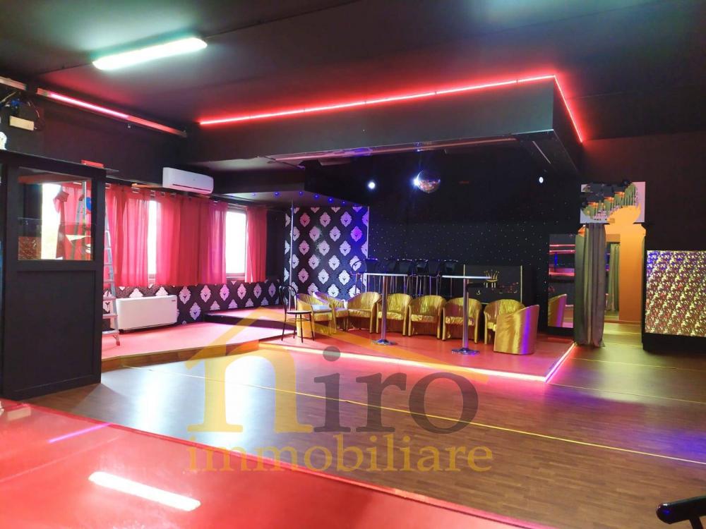 locale commerciale in affitto a Torrevecchia Teatina