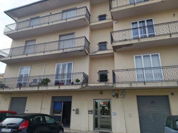 negozio in affitto a Vasto