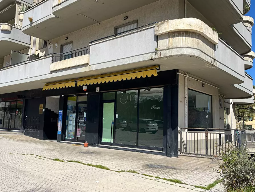 locale commerciale in affitto a Vasto