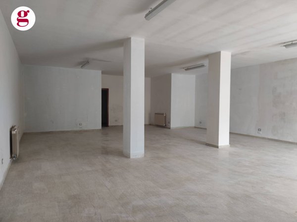 locale commerciale in affitto a Vasto