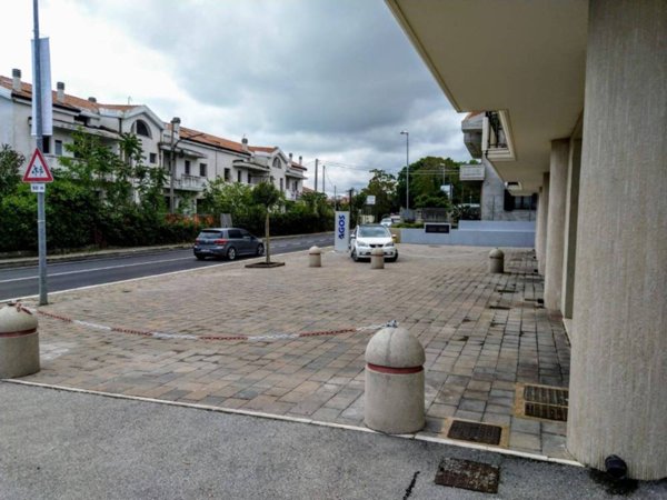 locale commerciale in affitto a Vasto in zona Incoronata