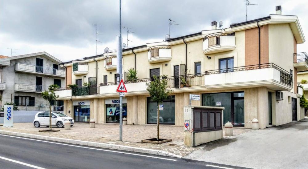 locale commerciale in affitto a Vasto in zona Incoronata