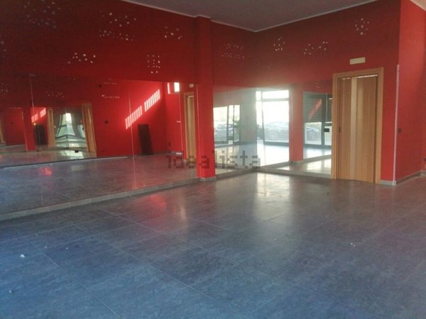 locale commerciale in affitto a Vasto in zona Marina