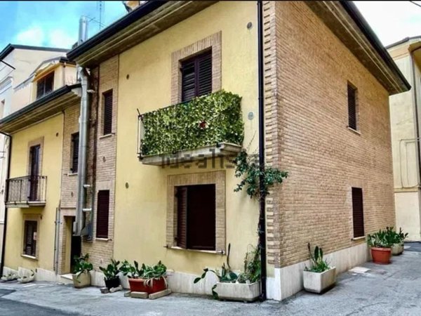 appartamento in affitto a Vasto