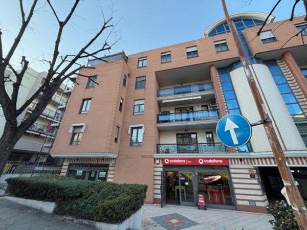 locale commerciale in affitto a Vasto