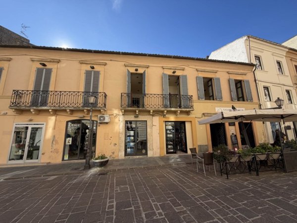 locale commerciale in affitto a Vasto