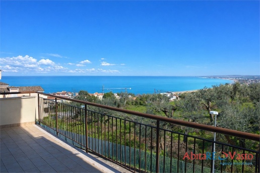 appartamento in affitto a Vasto in zona Marina