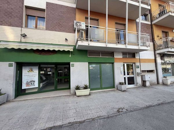 negozio in affitto a Vasto