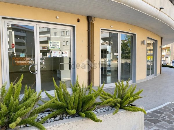 locale commerciale in affitto a Vasto in zona San Nicola