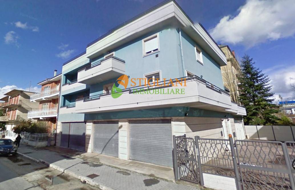 locale commerciale in affitto a Bojano