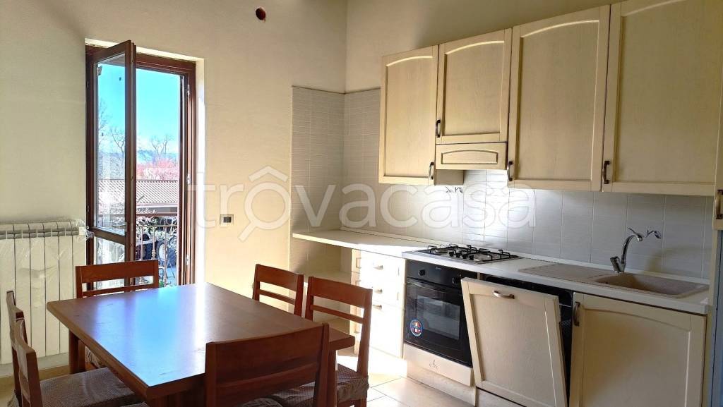 appartamento in affitto a Bojano in zona Castellone