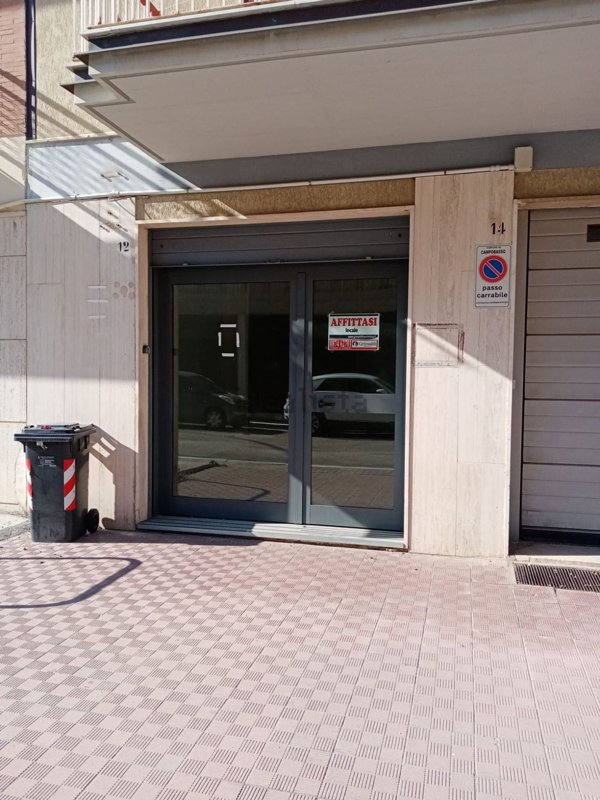locale commerciale in affitto a Campobasso