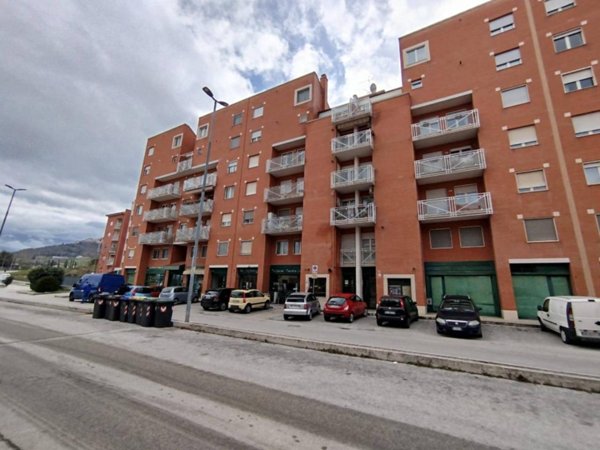 appartamento in affitto a Campobasso in zona Vazzieri