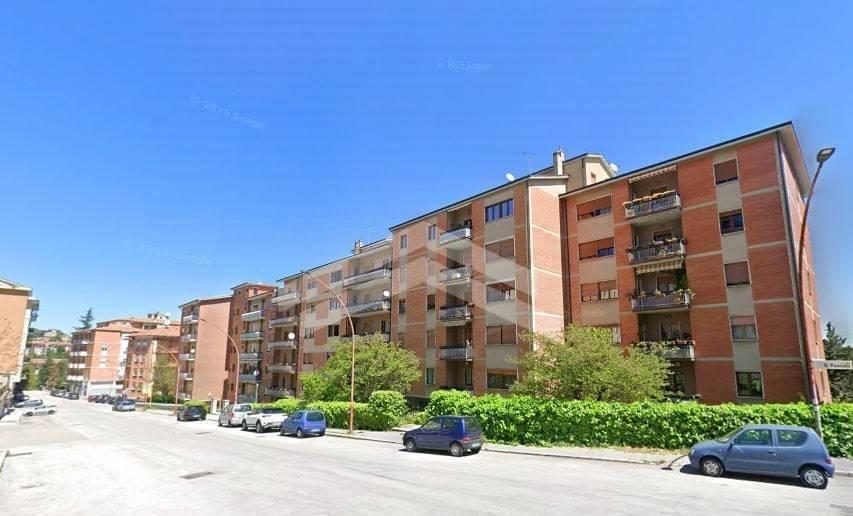 appartamento in affitto a Campobasso in zona Vazzieri