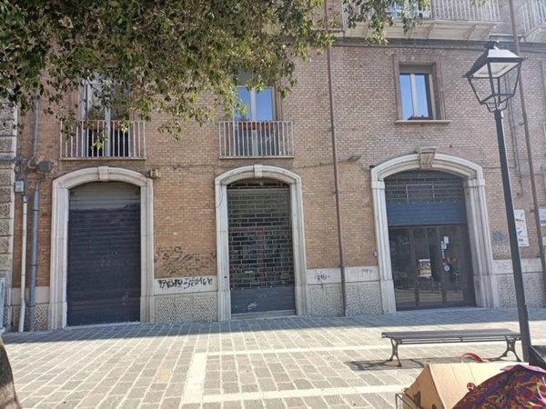 negozio in affitto a Campobasso