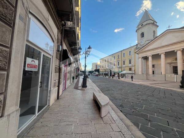 locale commerciale in affitto a Campobasso in zona Centro Città
