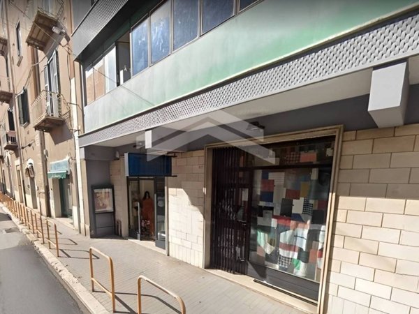 negozio in affitto a Campobasso in zona Centro Città