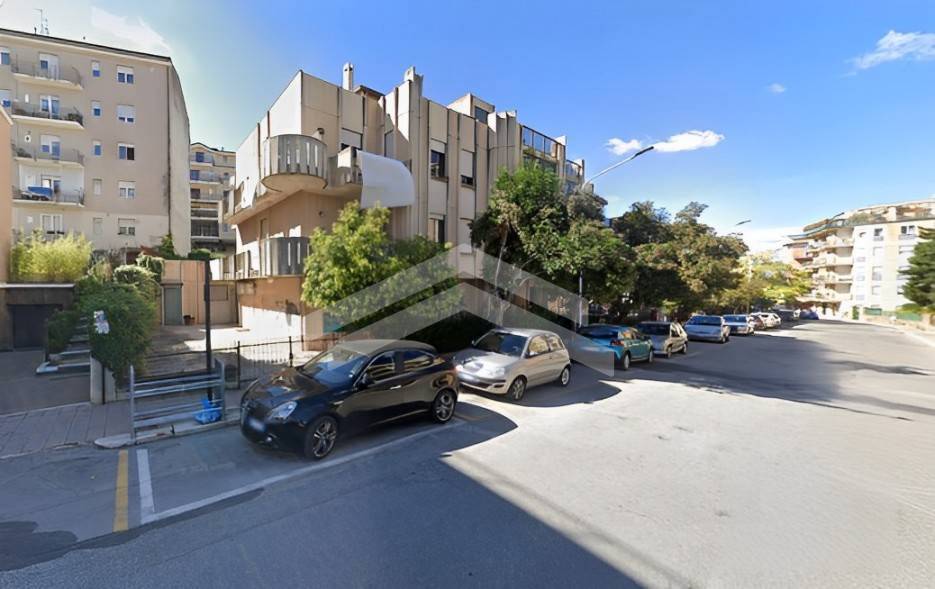 locale commerciale in affitto a Campobasso