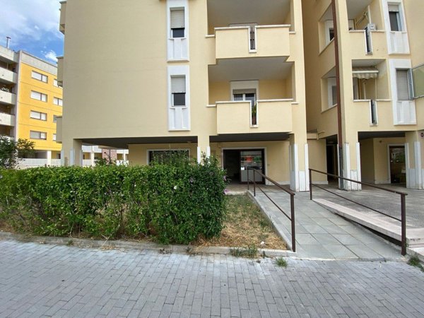 locale commerciale in affitto a Campobasso in zona Centro Città