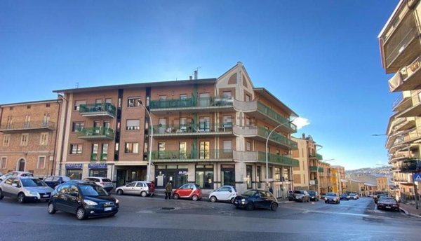 locale commerciale in affitto a Campobasso