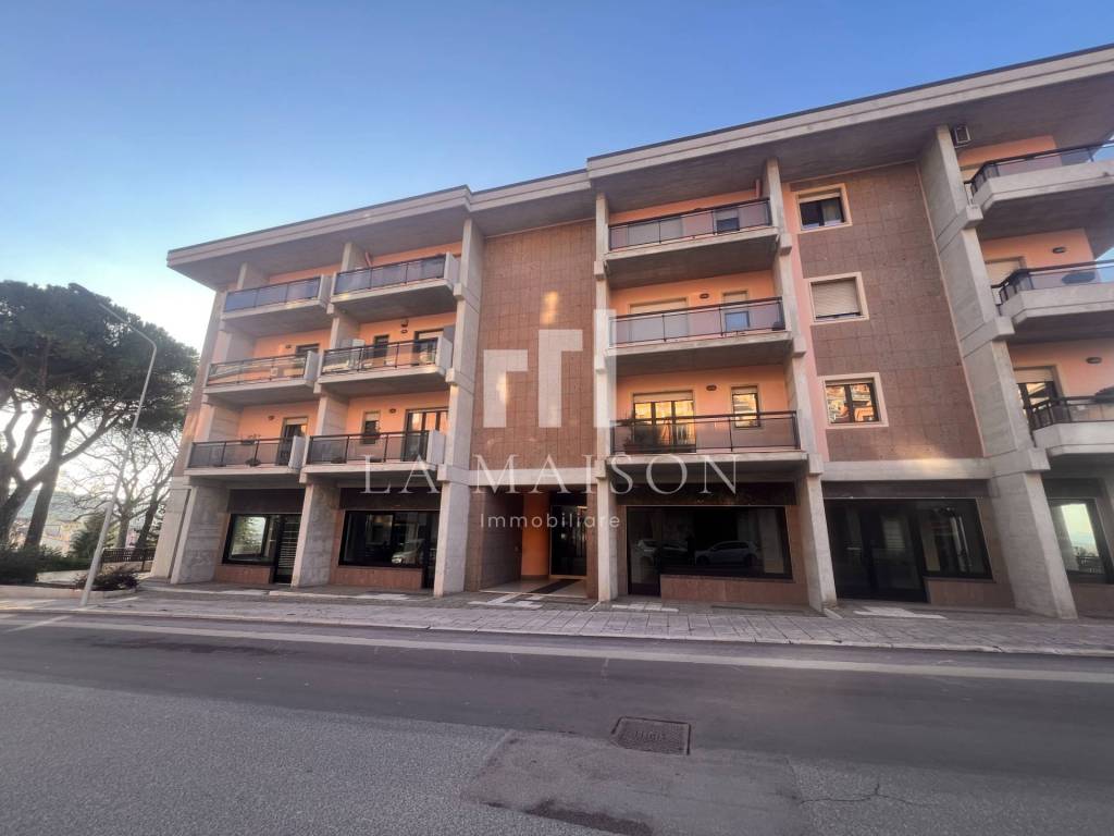 negozio in affitto a Campobasso