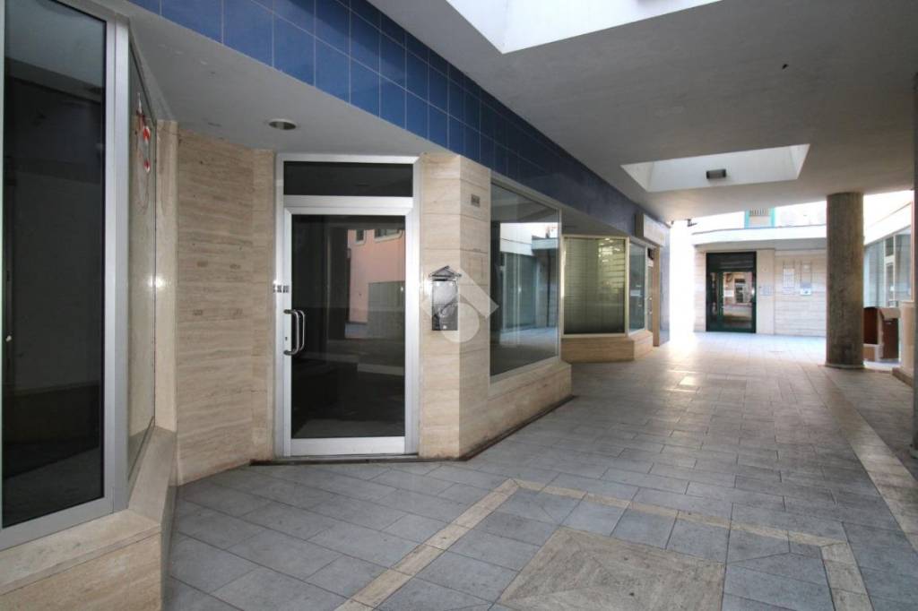 locale commerciale in affitto a Campobasso in zona Centro Città