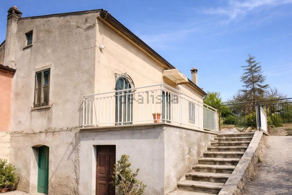 casa indipendente in affitto a Campobasso in zona Centro Città