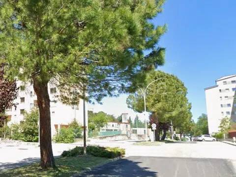 negozio in affitto a Campobasso in zona Vazzieri