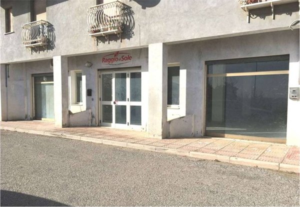 negozio in affitto a Guglionesi