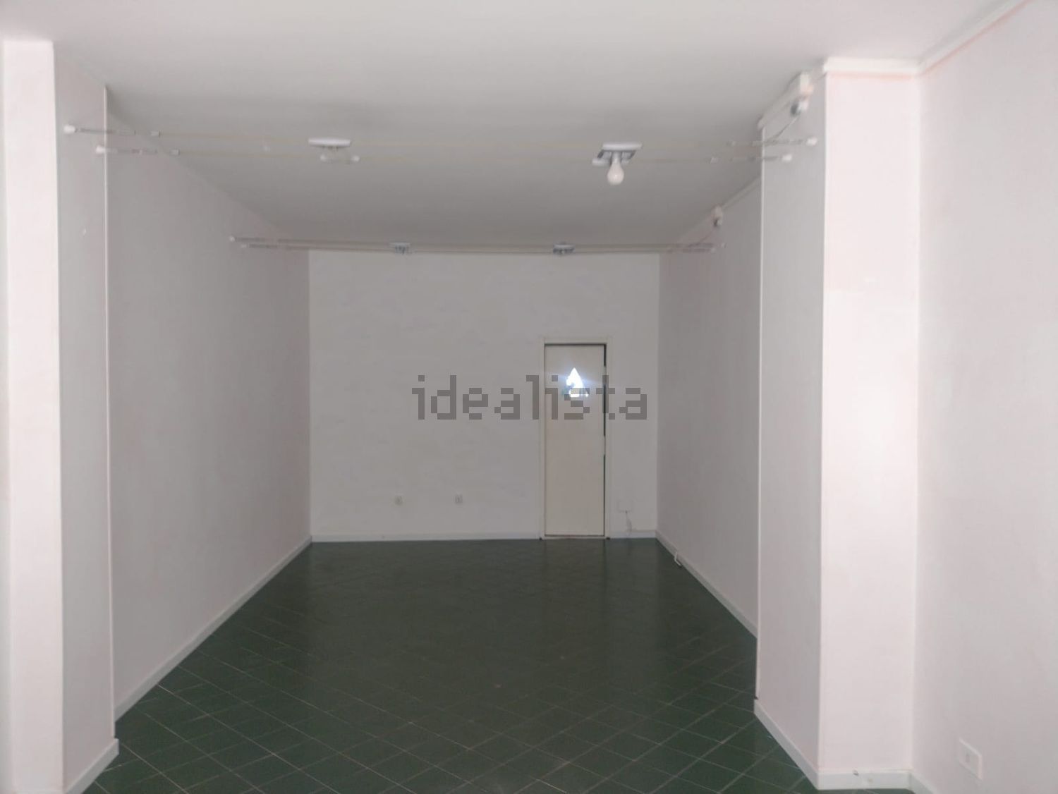 locale commerciale in affitto a Termoli