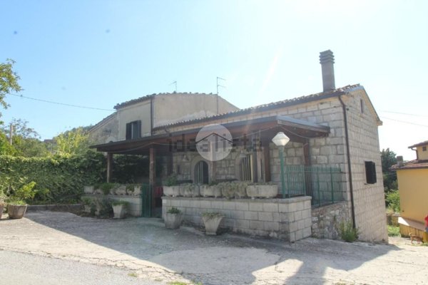 appartamento in affitto a Vinchiaturo