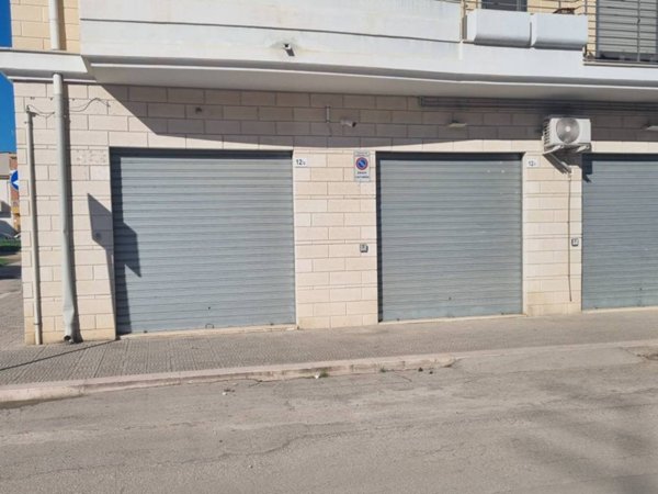 negozio in affitto a Carapelle