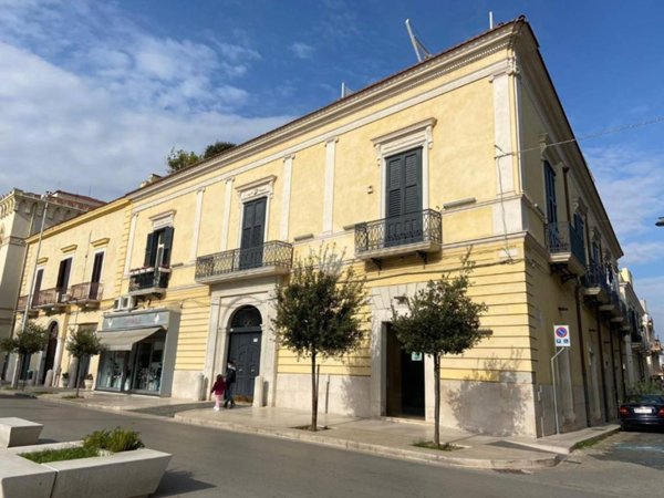 negozio in affitto a Cerignola in zona Centro Città