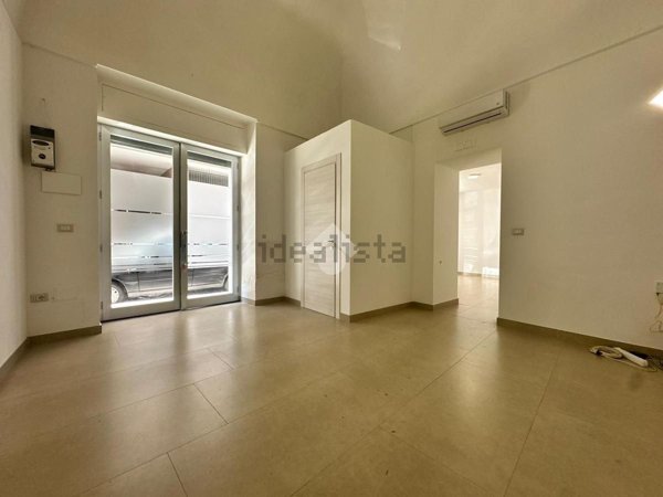locale commerciale in affitto a Cerignola