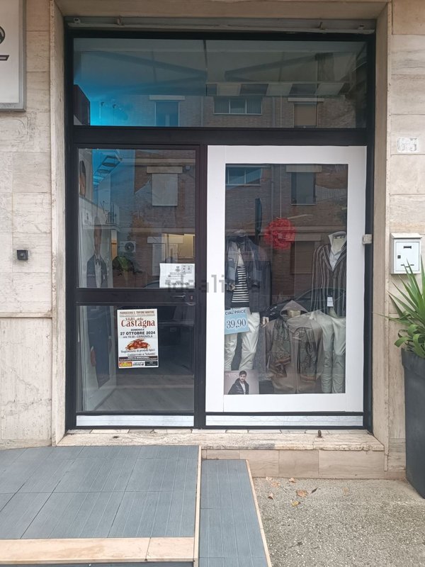 negozio in affitto a Cerignola