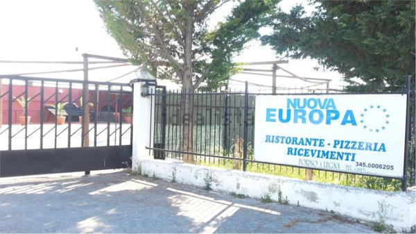 locale commerciale in affitto a Cerignola