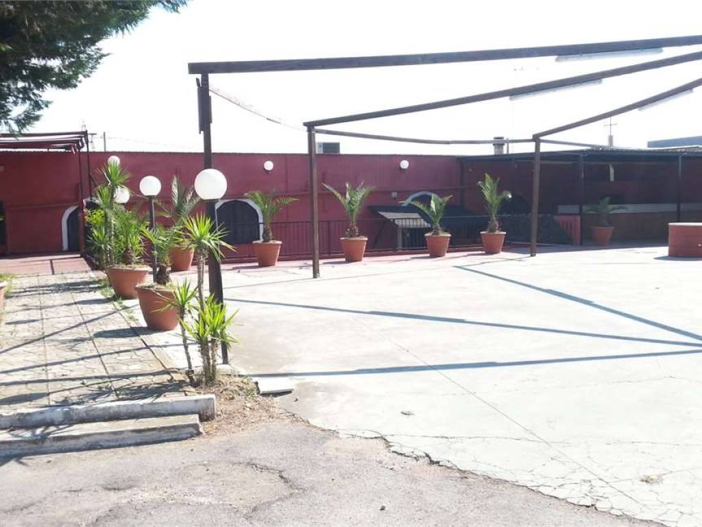 locale commerciale in affitto a Cerignola in zona Moschella
