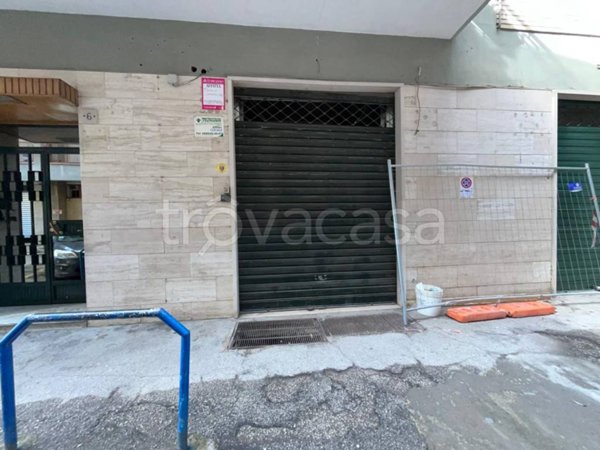 locale commerciale in affitto a Cerignola