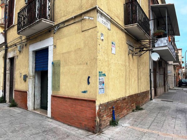 ufficio in affitto a Foggia in zona Centro Città