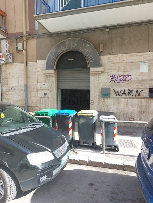 locale commerciale in affitto a Foggia