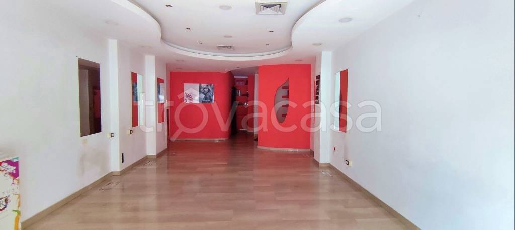 negozio in affitto a Foggia in zona San Ciro