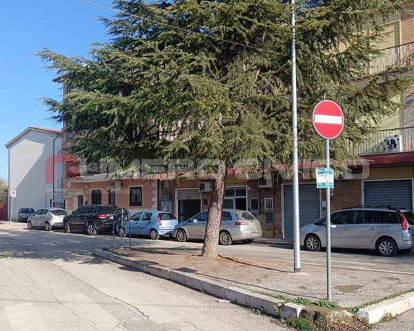 negozio in affitto a Foggia in zona Rione Diaz